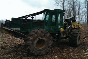 Grapple skidder 640